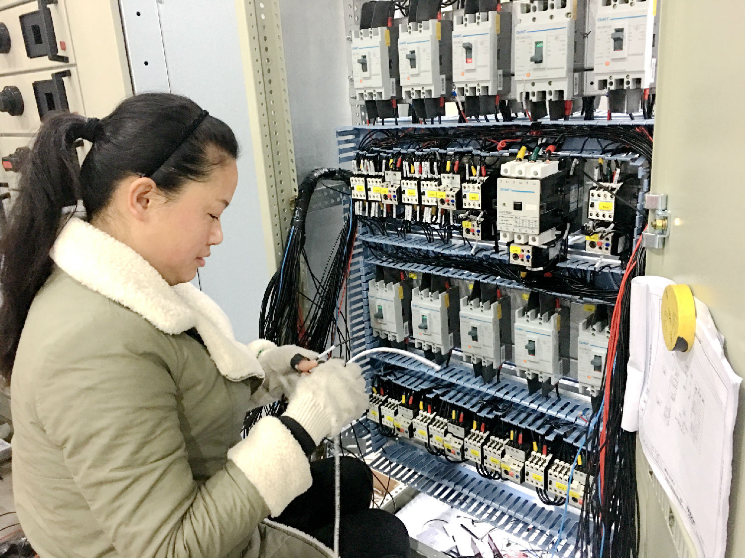 安徽得润电气 电话：400-0551-777